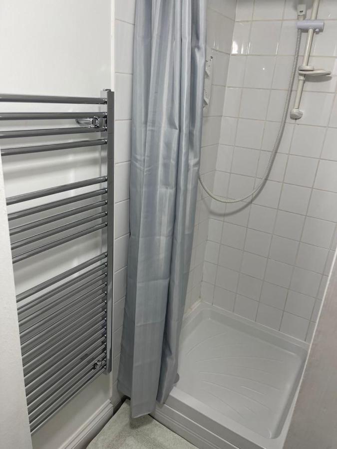 Self Contain Apartment On The Barbican 3 Bed Plymouth Exterior photo